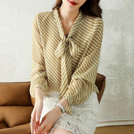 时尚别致条纹上衣，蝴蝶结长袖V领衬衫KQL-9751 商品图0