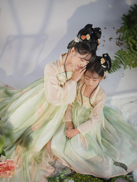 【重回汉唐小锦兔】汉服女童唐制直领对襟衫齐胸衫裙襦裙中国风亲子款夏季 商品图1