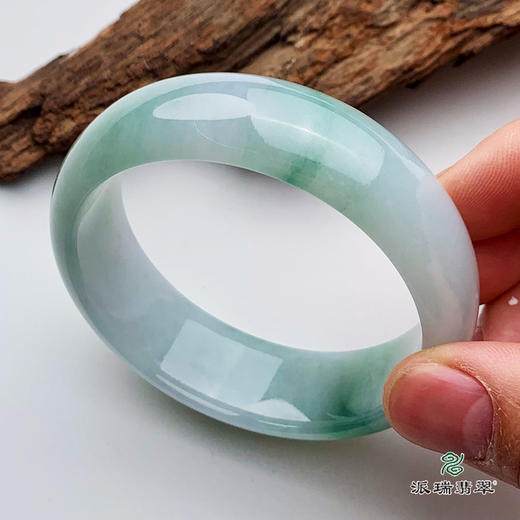 派瑞翡翠 翡翠手镯 糯种 绿色 商品图1