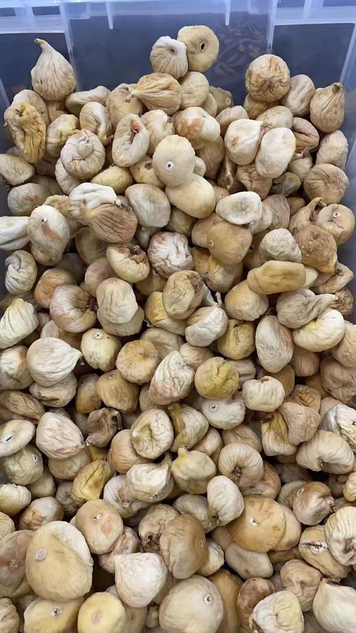 开斋礼盒套餐一：阿尔及利亚椰枣250克+阿联酋椰枣250克+土耳其无花果250克+赞目赞目水250毫升 商品图2