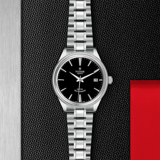 帝舵风尚系列 | 钢表壳，直径38毫米  黑色表盘 商品图0