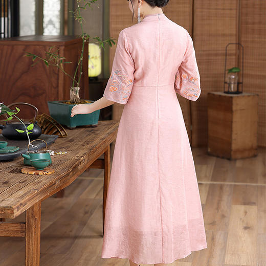 KDS-2254复古中式女装中国风天丝刺绣连衣裙V领七分袖中长款气质茶艺服 商品图3