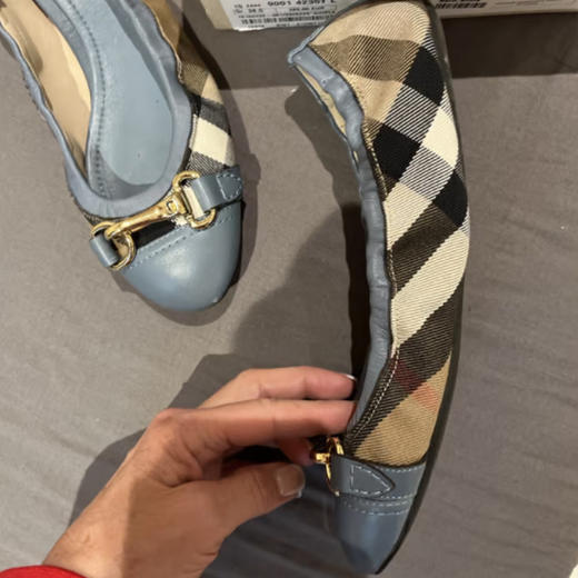 BURBERRY 博柏利 女士休闲鞋 格子 3926209 4235T 商品图1