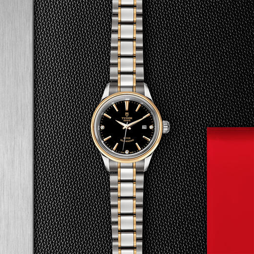 帝舵风尚系列 | 钢表壳，直径28毫米  镶钻表盘 商品图0