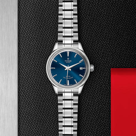 帝舵风尚系列 | 钢表壳，直径34毫米  蓝色表盘 商品图0