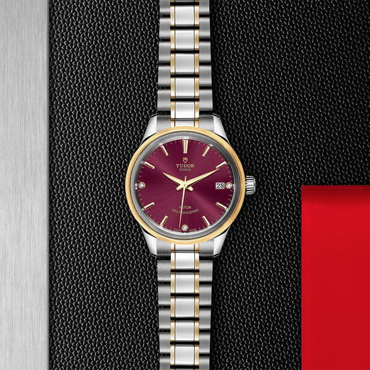 帝舵风尚系列 | 钢表壳，直径34毫米  镶钻表盘 商品图0