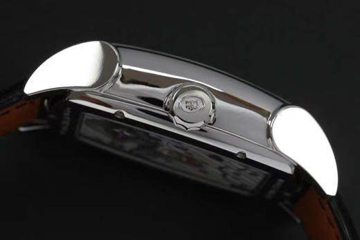 帕ma强尼KALPA系列真陀飞轮腕表，搭载复刻原版帕ma强尼cal.PF500手动真飞轮机芯 背透夹板效果接近原版，双面蓝宝石水晶玻璃 直径45mmx37mm 商品图13