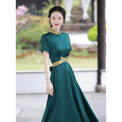 优雅端庄，国潮绿色长裙修身显瘦旗袍JLM-2232 商品图4