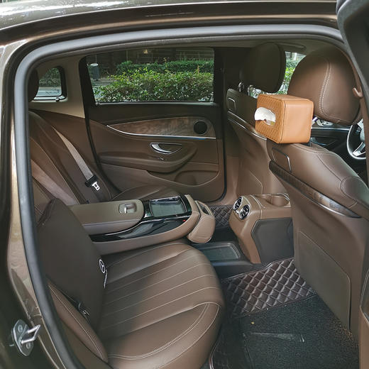 奔驰 E 300 L 豪华型 【长租-深圳】 商品图5