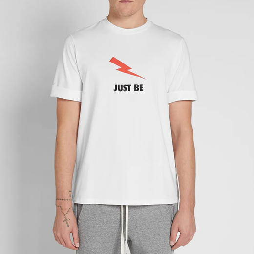 NEIL BARRETT 尼奥贝奈特 男士短袖T恤 白色 BJT461 H509P 607 商品图1