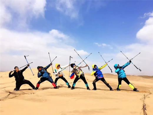 五一5日【腾格里穿越】北京户外大巴团远征腾格里-五湖连穿-百人穿越队（含露营装备） 商品图5