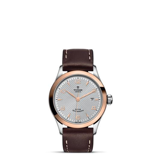 帝舵1926系列 | 钢表壳，直径28毫米  玫瑰金外圈 商品图1