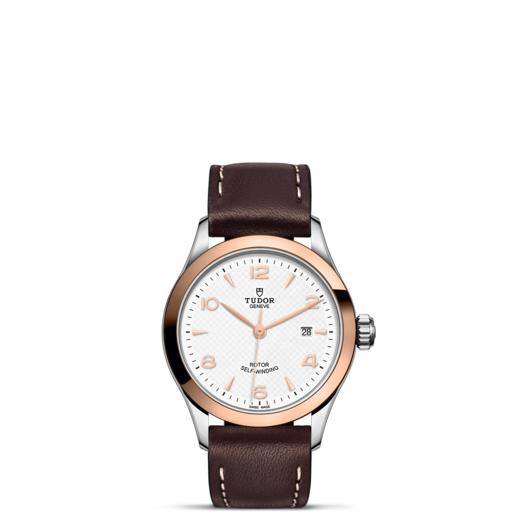 帝舵1926系列 | 钢表壳，直径28毫米  玫瑰金外圈 商品图1