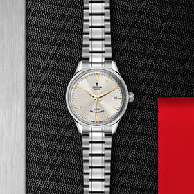 帝舵风尚系列 | 钢表壳，直径34毫米  银色表盘