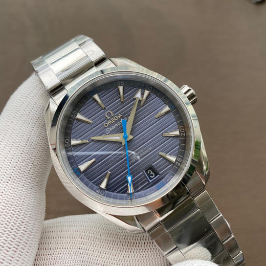 欧米茄海马150米 Aqua Terra 天文台 41mm 商品图3