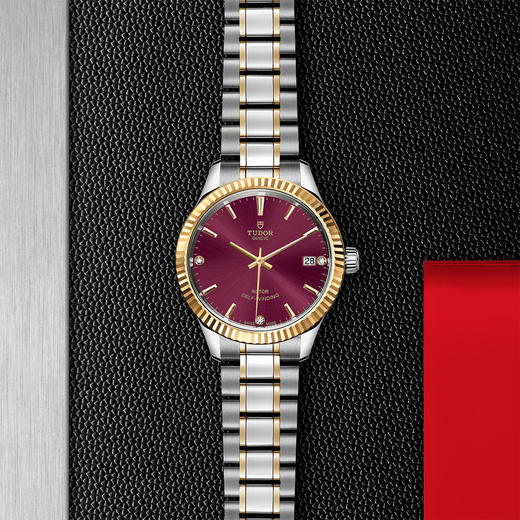 帝舵风尚系列 | 钢表壳，直径34毫米  镶钻表盘 商品图0