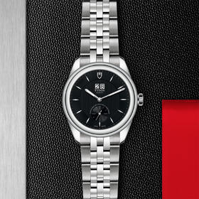 帝舵骏珏双位日历型 | 钢表壳，直径42毫米  黑色表盘