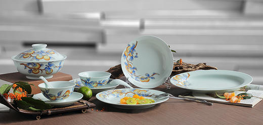 景德镇陶瓷 国瓷红叶 36头手绘事事如意中餐具 商品图2