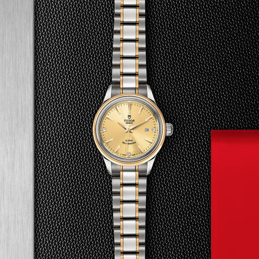 帝舵风尚系列 | 钢表壳，直径28毫米  镶钻表盘 商品图0