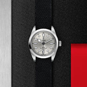 帝舵碧湾型36 | 钢表壳，直径36毫米  黑色织纹表带