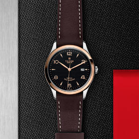 帝舵1926系列 | 钢表壳，直径39毫米  玫瑰金外圈