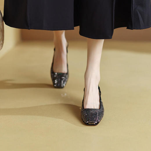 水钻仙女风，网红凉鞋夏新款包头一字带法式款凉鞋DB-M5286 商品图3