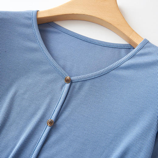 【米奈诗】2022春季新款钉扣短袖针织衫4色可选2件69元 商品图2