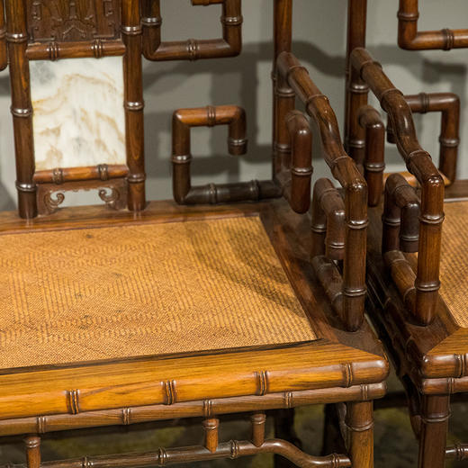 清 红木镶云石竹节工扶手椅成堂（四椅两几） 商品图3