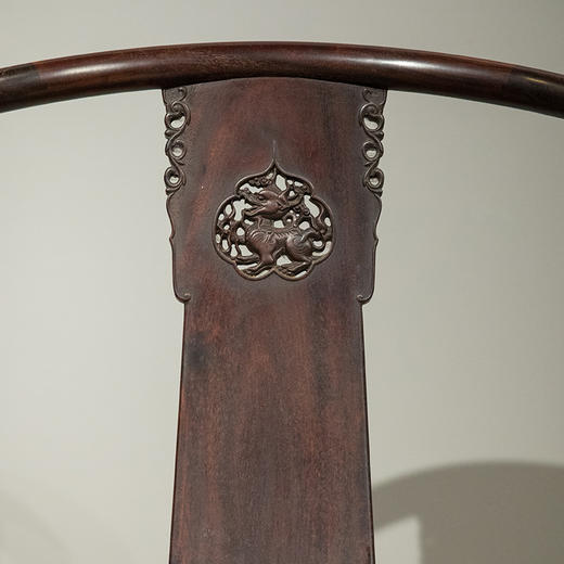 紫檀麒麟纹圈椅（两椅一几） 商品图1