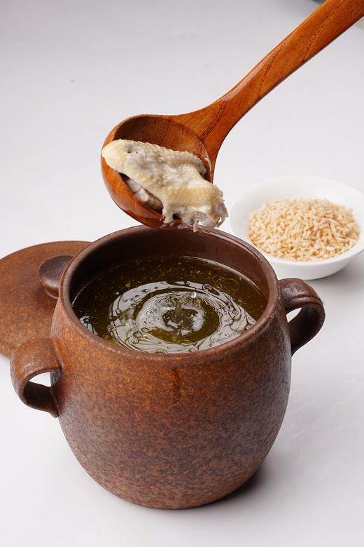 石耳炖肥西土鸡汤(位) 商品图0