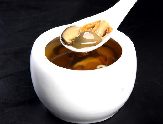 云南菌菇老鸡汤(位) 商品图0