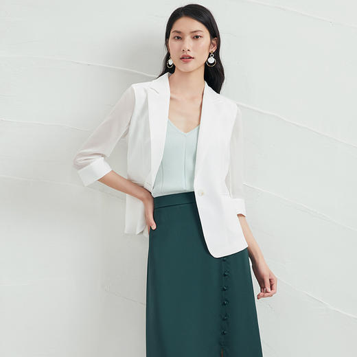 EITIE爱特爱春季新款通勤纯色七分袖西装短外套女6603302 商品图3