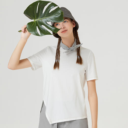 famecoco范可儿设计感短袖T恤女夏新款小众别致不规则上衣F223BB016 商品图0