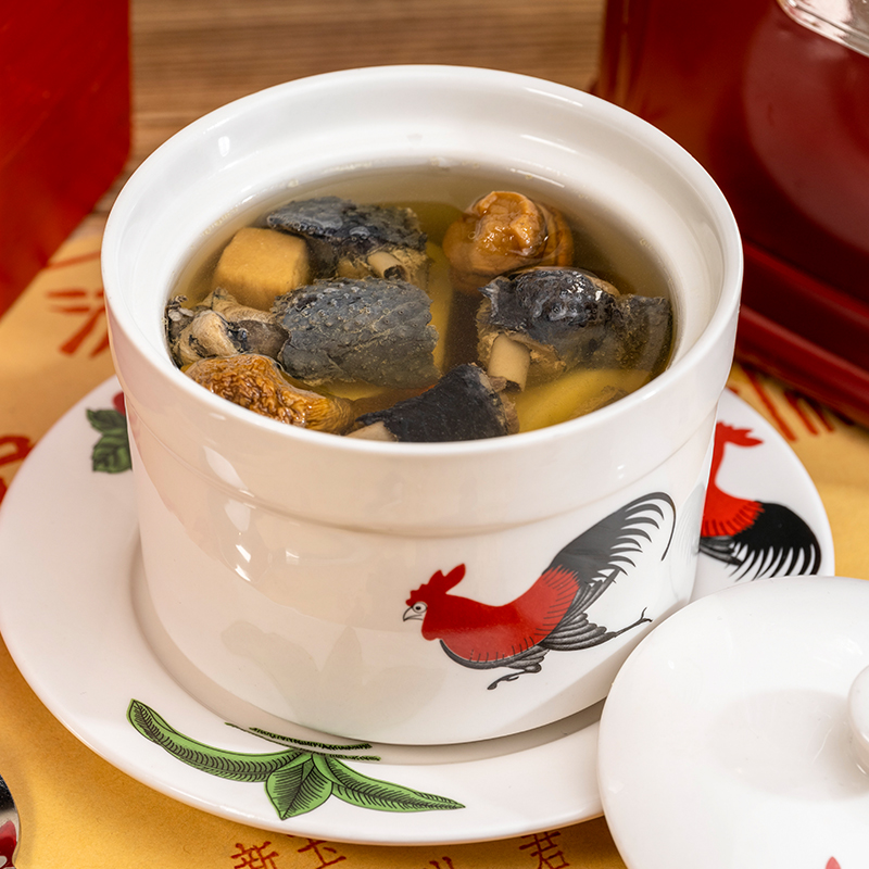 松茸菌炖乌鸡