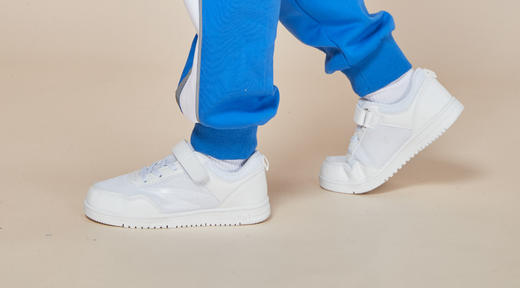 深圳校鞋中小学生白色运动鞋 商品图2