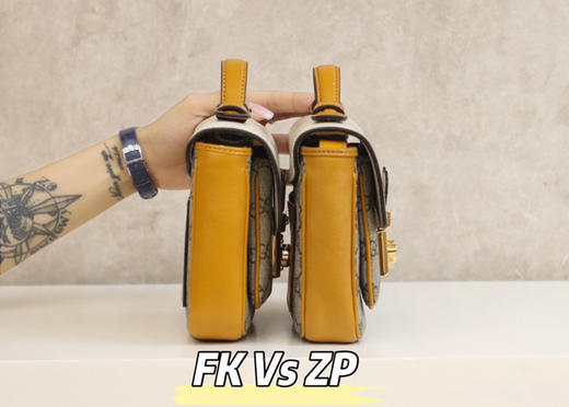 𝐩𝐚𝐝𝐥𝐨𝐜𝐤小锁扣邮差包#658487#正品皮 商品图8