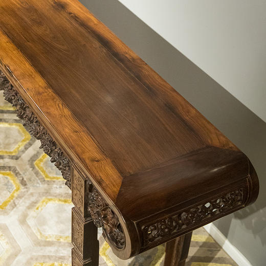 清 红木透雕灵芝纹书卷式条案 商品图2