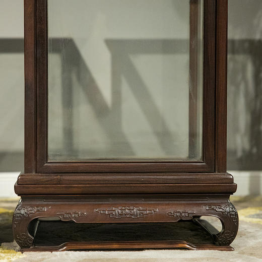 红木彭牙鼓腿拐子纹宝笼（一对） 商品图2