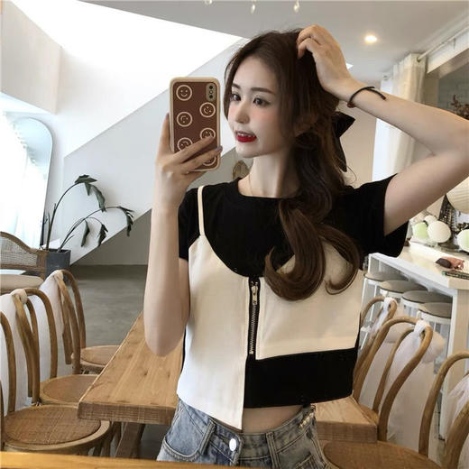 黛唯梵韩风chic上衣夏女装2022新款ins潮韩版显瘦假两件吊带拼接短款T恤国庆清明出游 商品图0