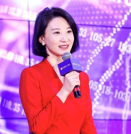 J9304045A 主持人款”如果信念有颜色“ 中国红 拼命红 职场女王 气场全开颈袖添香 商品图3