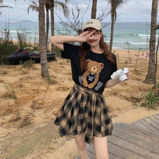 黛唯梵盐系套装女夏季时尚洋气小熊T恤+格子荷叶边半身裙炸街裙子两件套国庆清明出游 商品图4