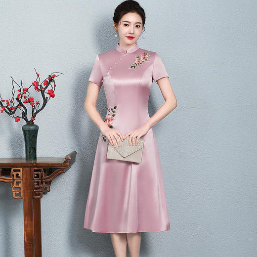 AHM th9337复古改良气质大码旗袍裙 商品图1