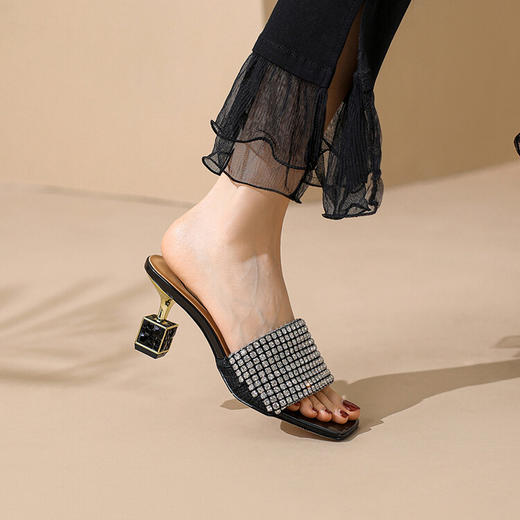 气质优雅，个性镶钻方跟高跟凉拖YSML-A122 商品图5