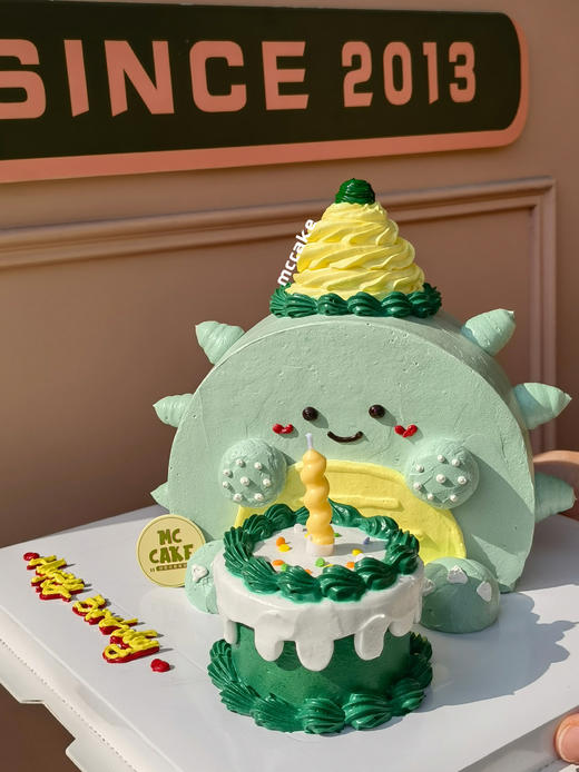 立体小恐龙蛋糕 商品图0
