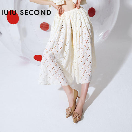 IUIU SECOND 2022年春夏新款气质格调蝴蝶结漆皮高跟鞋U22AE18131 商品图3