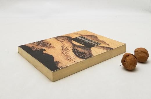 《胡适和他的朋友们》，平装，智效民著，云南人民出版社2004年版，280多页，定价30，售价25元包邮。品相9成左右。

《胡适和他的朋友们》涉及到的人物，主要有科学家任鸿隽、文史学家陈衡哲、社会学家 商品图2