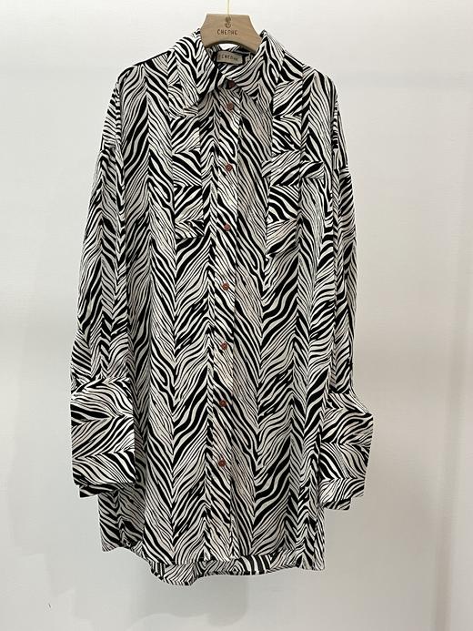 【内购不退换】【L3】臣禾 斑马纹中长款衬衫9203020177 商品图4