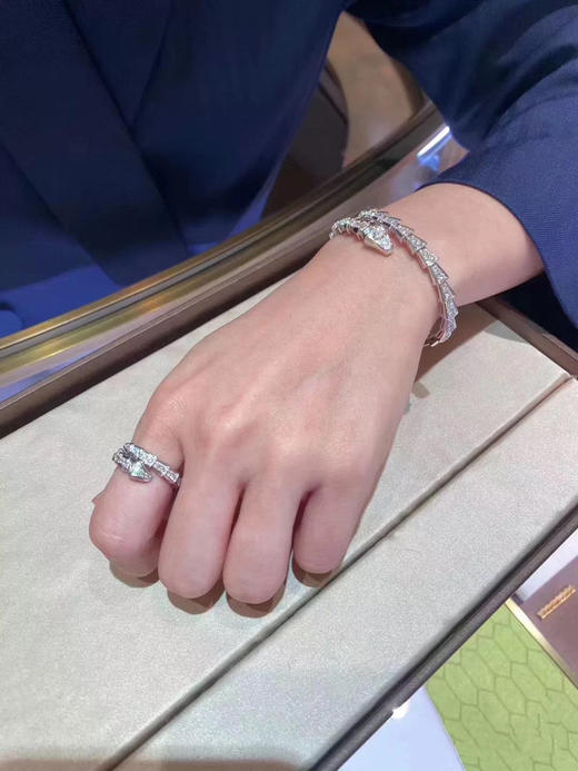 宝格丽蛇手镯-白金 商品图0