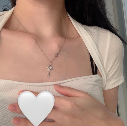 蒂夫尼鸢尾花项链-白金 商品图3