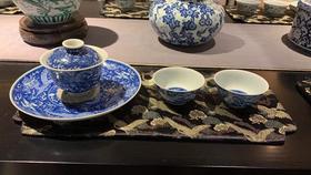 青花蓝地纹茶具套组
